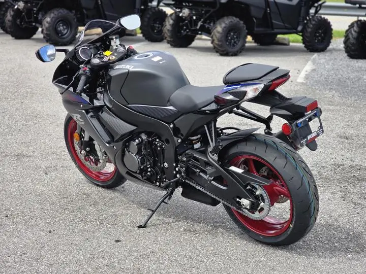 2026 Suzuki Gsx-R 600 - Photo 8