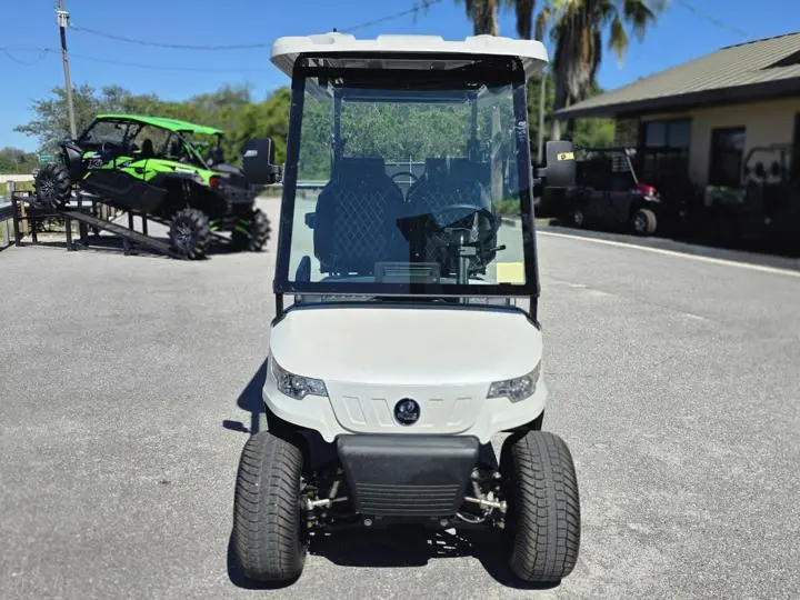 2025 Epic Carts E40 - Photo 12