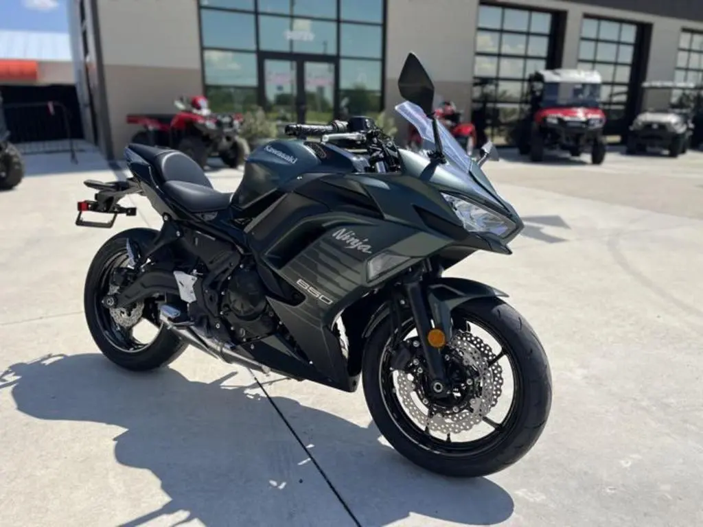 2025 Kawasaki Ninja 650 ABS - Photo 11
