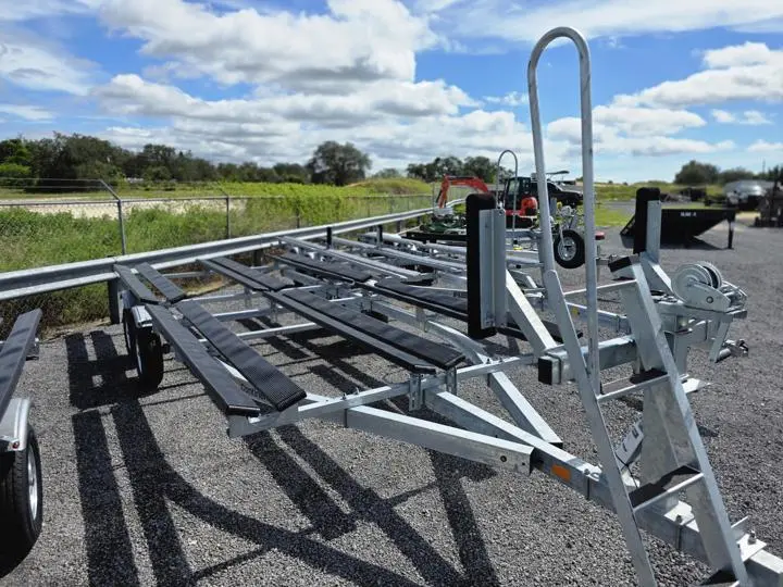 2026 Continental Trailers 20-22 Ft Tri-Toon Trailer - Photo 8