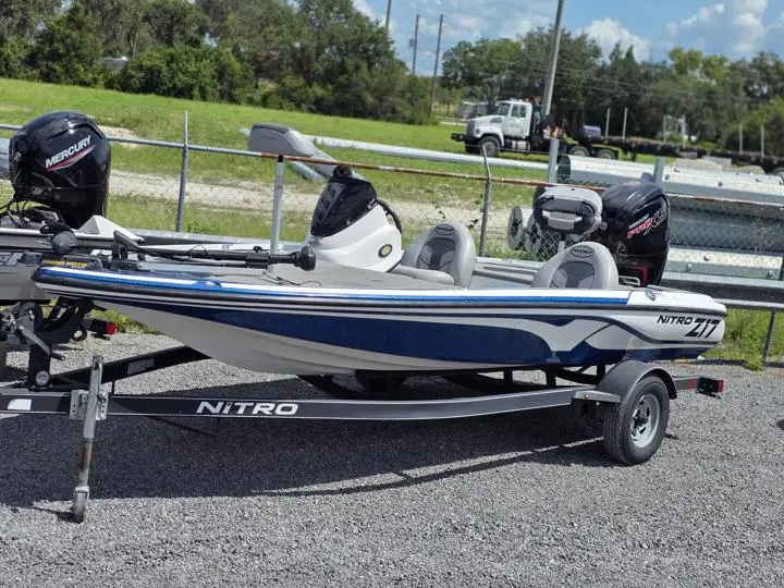 2017 Nitro Z17 - Photo 2