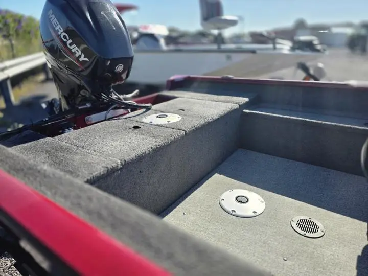 2021 Tracker® Boats Super Guide V-16 - Photo 13