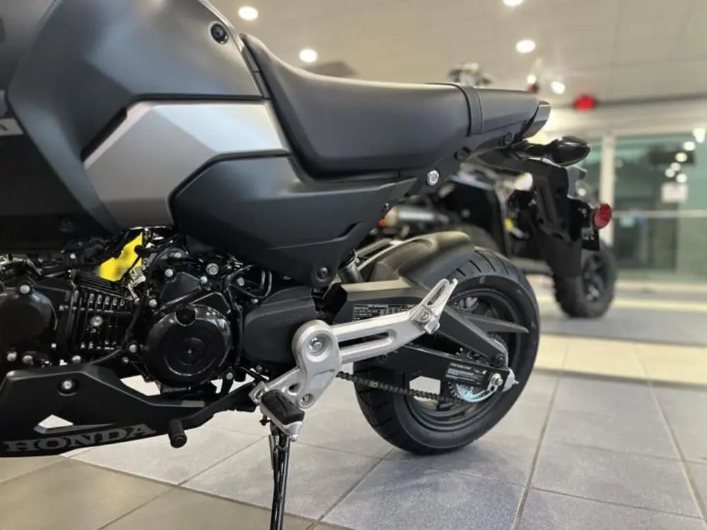 2025 Honda® Grom SP - Photo 5