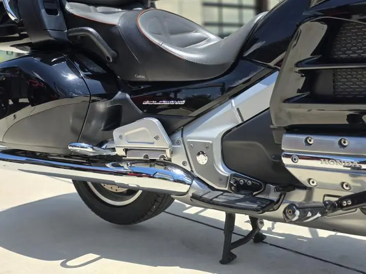 2015 Honda® Gold Wing Audio Comfort - Photo 18
