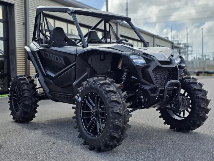 2025 Honda® Talon 1000x - Photo 9