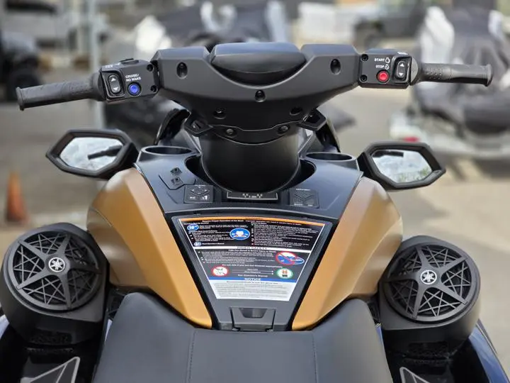 2025 Yamaha WaveRunners Fx Cruiser Ho w/ Audio - Photo 15