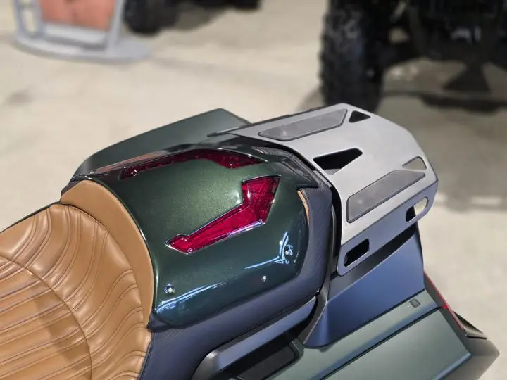 2024 Honda® Gold Wing Automatic Dct - Photo 12