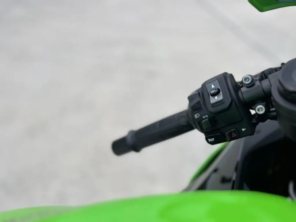 2025 Kawasaki Ninja ZX-6R ABS KRT Edition - Photo 14