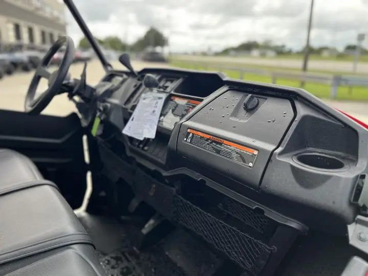2025 Honda® Pioneer 1000 Deluxe - Photo 14