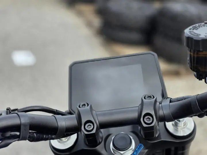 2025 Yamaha Mt-09 - Photo 15