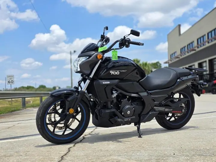 2018 Honda® CTX700 DCT ABS - Photo 2