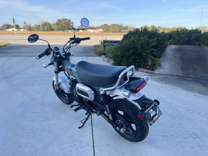 2025 Honda® Dax 125 - Photo 7