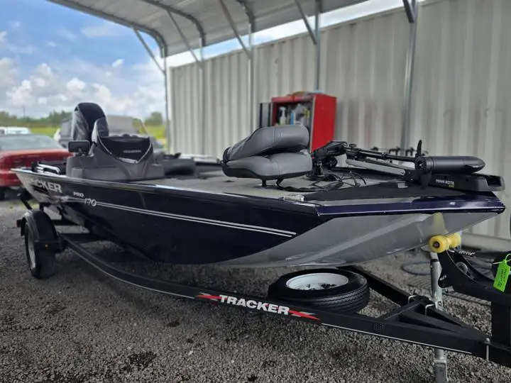 2022 Tracker® Boats Pro 170 - Photo 6