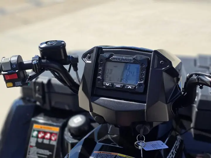 2025 Polaris® Sportsman Touring 850 - Photo 15