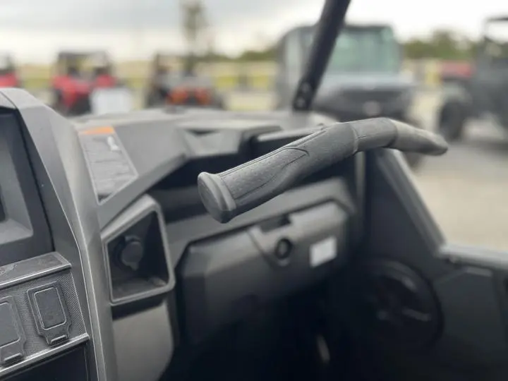 2025 Yamaha Wolverine RMAX4 1000 XT-R - Photo 17