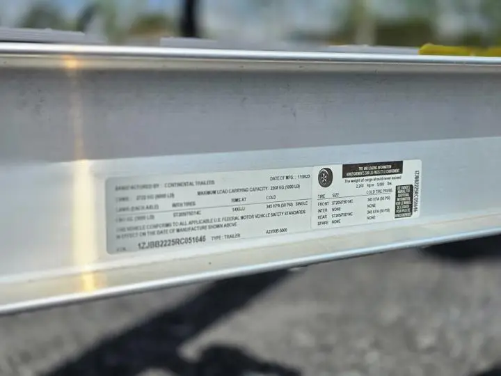 2024 Continental Trailers Center Console 20-22 Ft - Photo 10