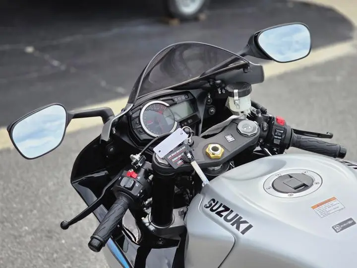 2026 Suzuki Gsx-R 600 - Photo 15