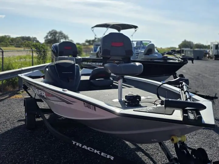 2025 Tracker® Boats Pro Team 175 - Photo 10
