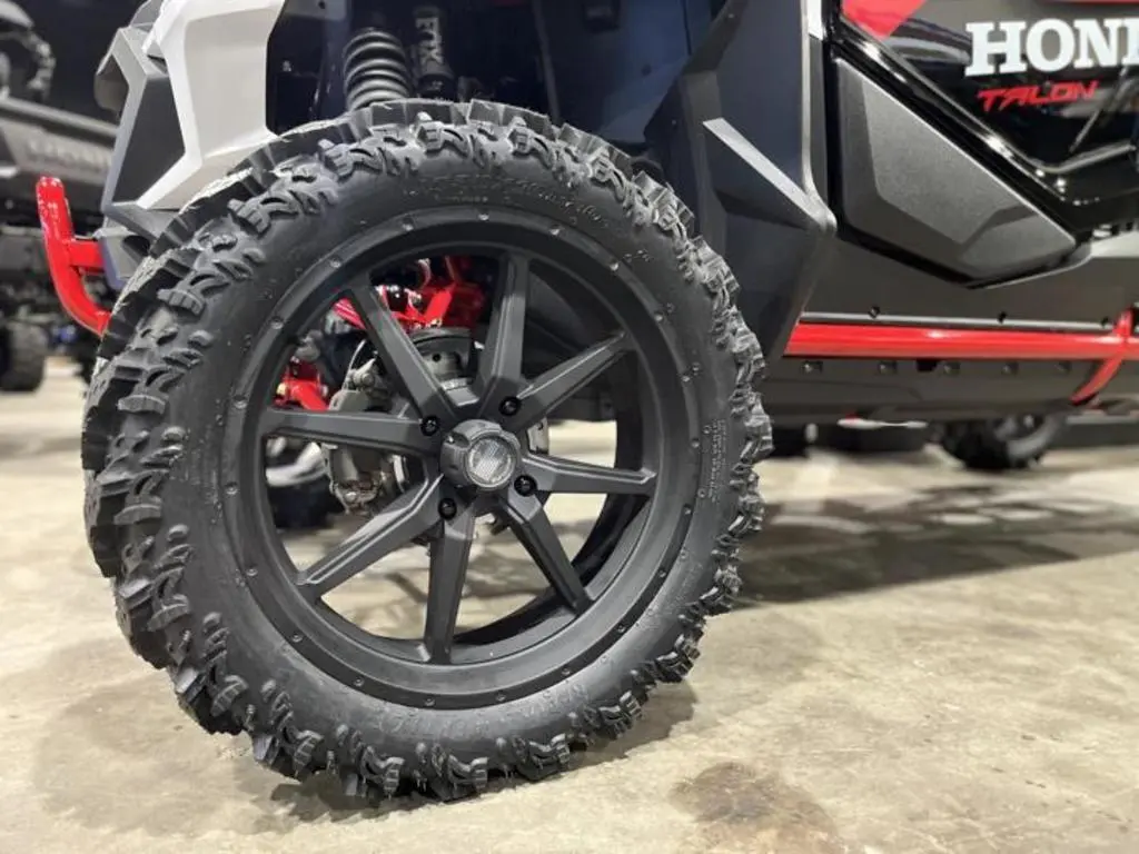 2024 Honda® Talon 1000R-4 FOX Live Valve - Photo 3