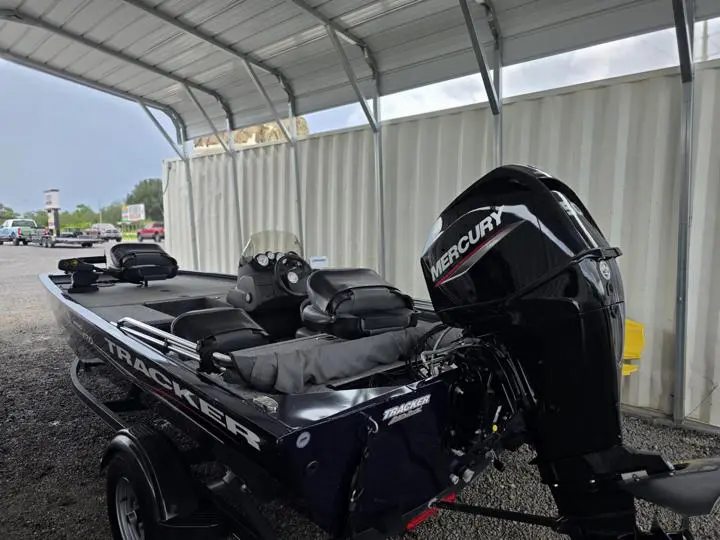 2022 Tracker® Boats Pro 170 - Photo 10