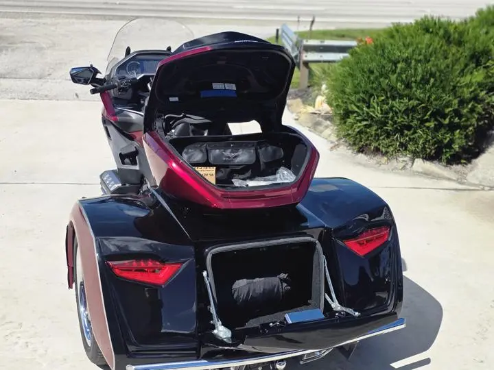 2021 Honda® Gold Wing Tour Automatic Dct Trike - Photo 14