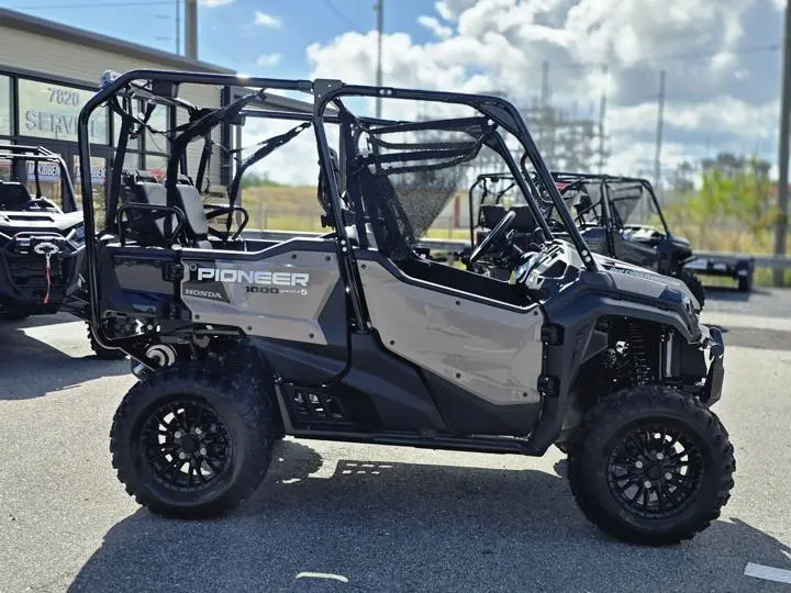 2025 Honda® Pioneer 1000-5 MCK Custom - Photo 8