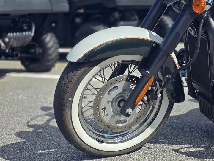 2022 Kawasaki Vulcan 900 Classic - Photo 6