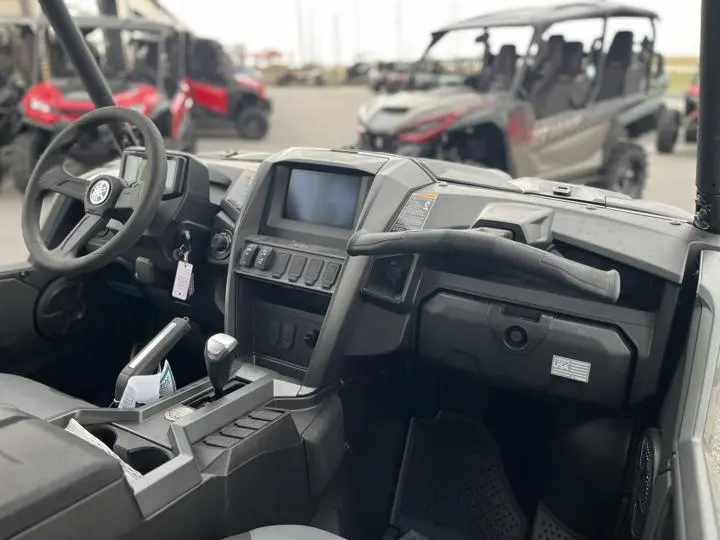 2025 Yamaha Wolverine RMAX4 1000 XT-R - Photo 13