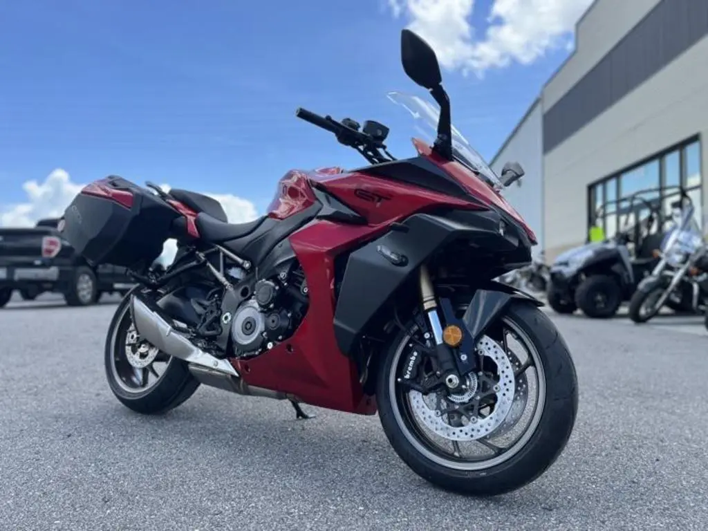 2024 Suzuki GSX-S1000GT Plus - Photo 11