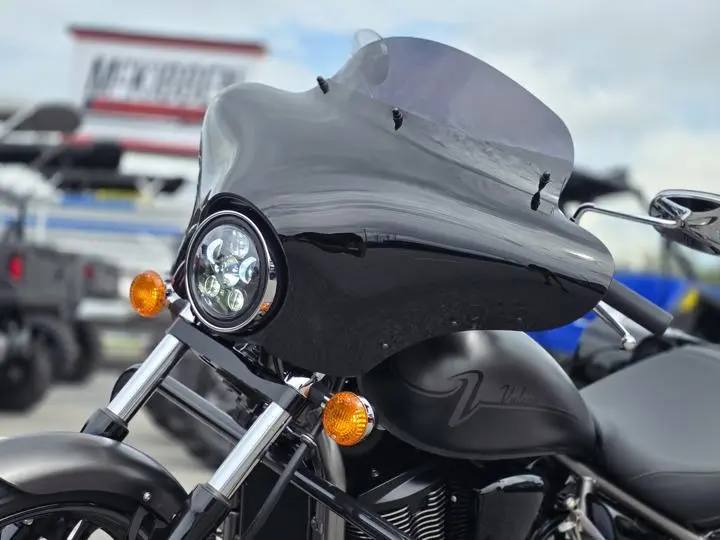 2024 Kawasaki Vulcan 900 Custom - Photo 4