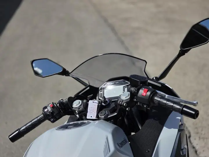 2025 Kawasaki Ninja 500 Abs - Photo 17