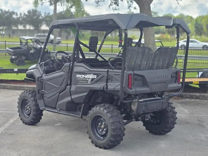 2024 Honda® Pioneer 1000-5 - Photo 6