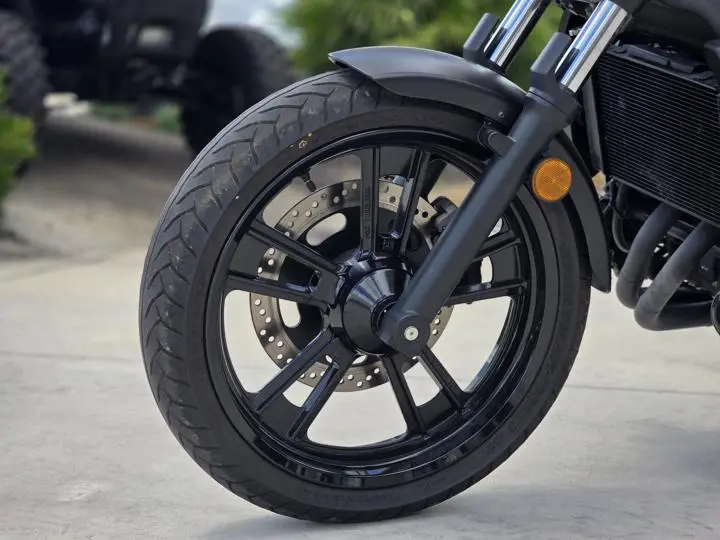 2024 Kawasaki Vulcan S - Photo 3