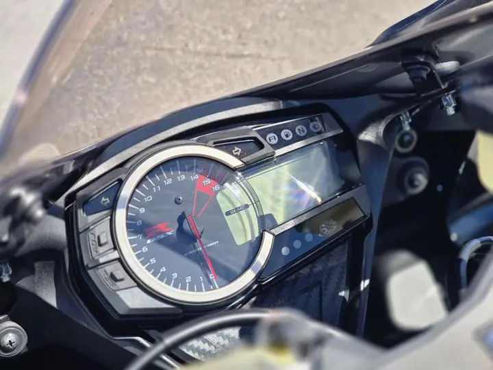 2026 Suzuki Gsx-R750 - Photo 18