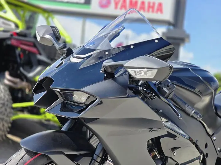 2025 Kawasaki Ninja Zx-10r - Photo 4