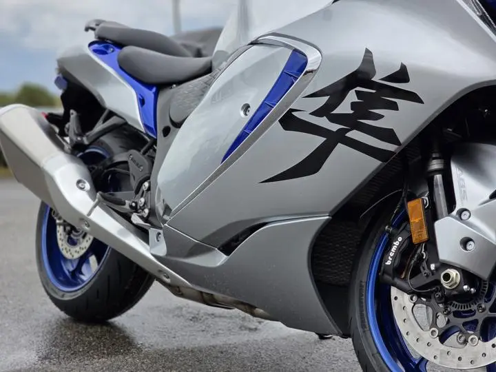 2025 Suzuki Hayabusa - Photo 11