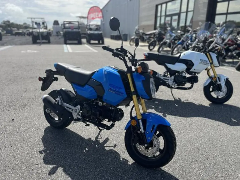 2025 Honda® Grom - Photo 10