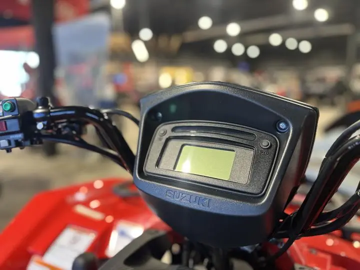 2025 Suzuki Kingquad 500axi - Photo 13