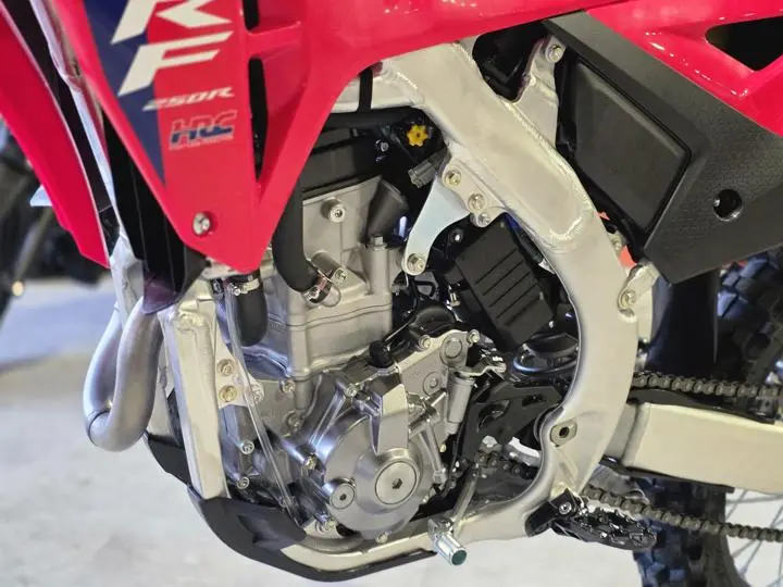 2026 Honda® Crf250R - Photo 7