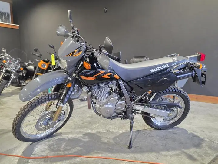 2024 Suzuki DR650S - Photo 4