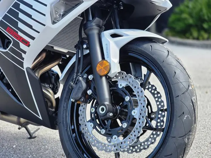 2026 Kawasaki Ninja 650 Abs - Photo 16