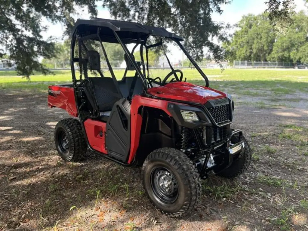 2025 Honda® Pioneer 520 - Photo 10
