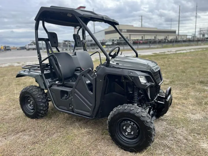 2025 Honda® Pioneer 520 - Photo 9