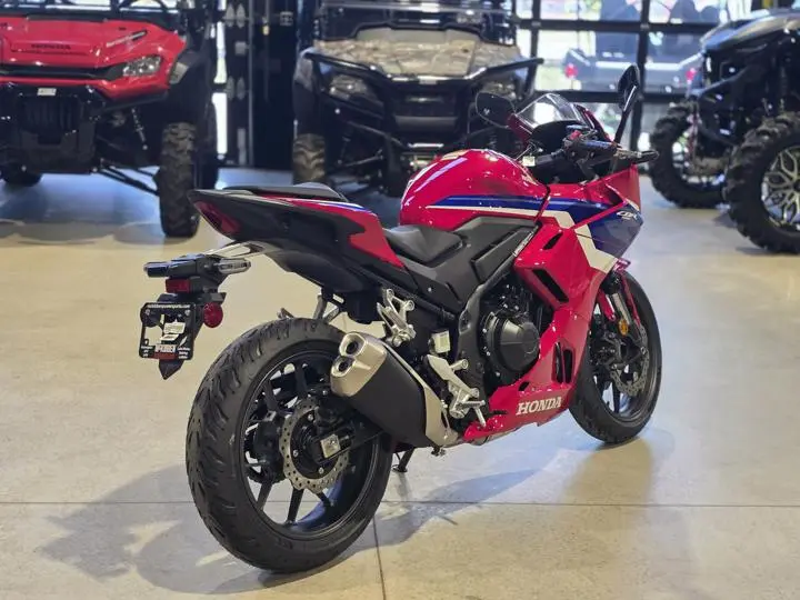 2025 Honda® Cbr500r - Photo 8