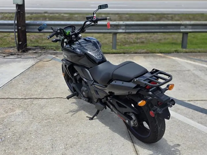 2018 Honda® CTX700 DCT ABS - Photo 8