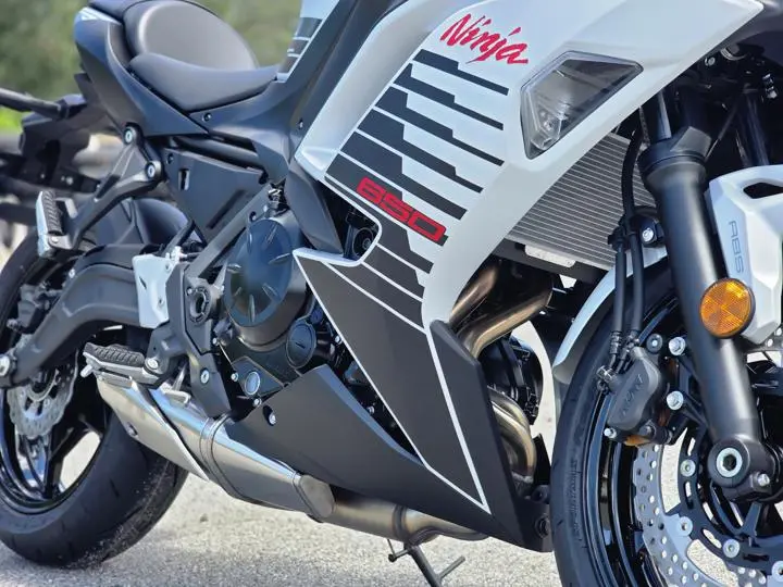 2026 Kawasaki Ninja 650 Abs - Photo 18