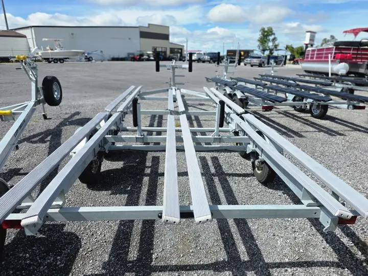 2023 Magic Tilt Tri-toon 22-24 Ft Trailer - Photo 5