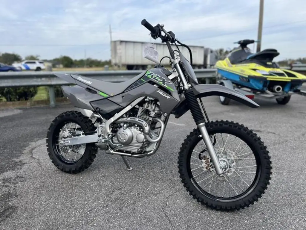 2025 Kawasaki KLX140R - Photo 11