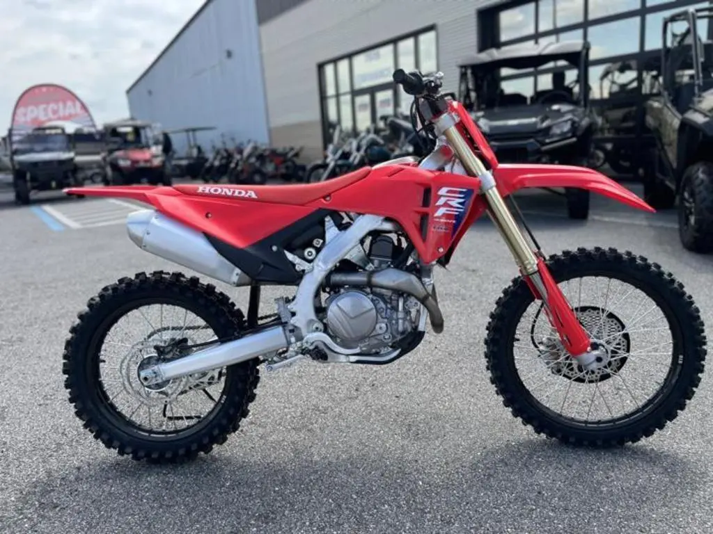 2025 Honda® CRF450R - Photo 11