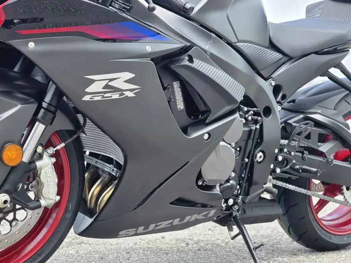 2026 Suzuki Gsx-R 600 - Photo 5